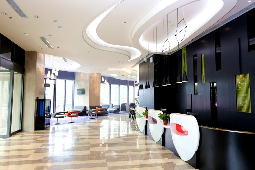 Ibis Styles Nantong Wuzhou International Plaza Hotel Exterior photo