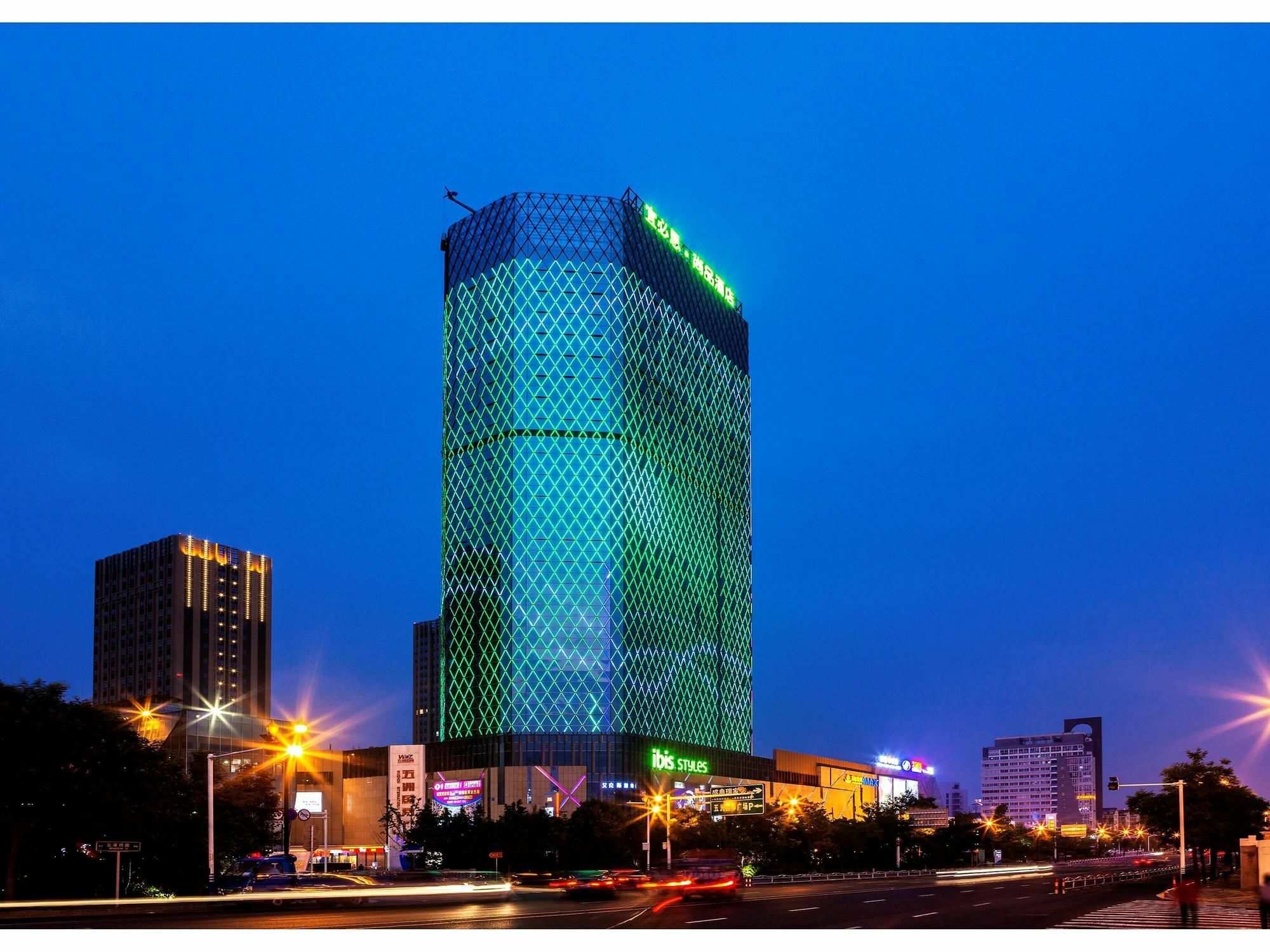 Ibis Styles Nantong Wuzhou International Plaza Hotel Exterior photo